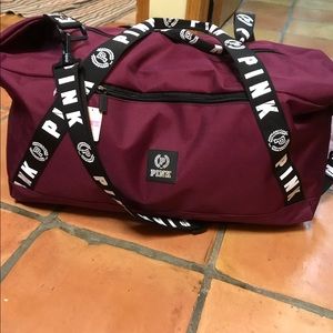 VS PINK WEEKEND DUFFLE BAG RUBY BLACK RARE BAG BRAND NEW LAST ONE!!!
